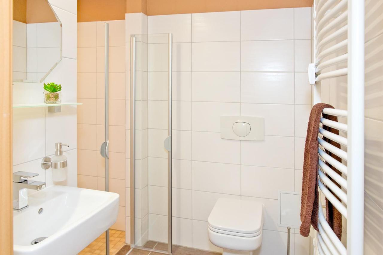 Ferienwohnung Familie Leinweber Waren  Ngoại thất bức ảnh